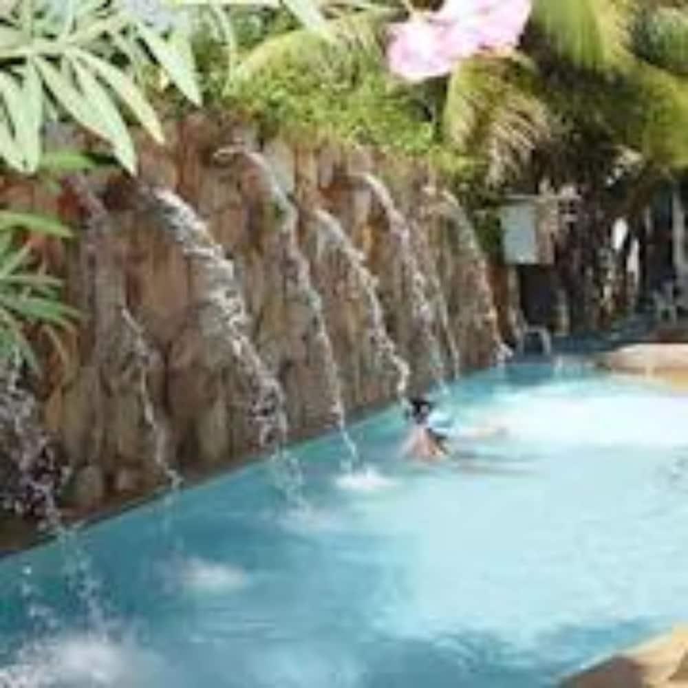 Hotel Ctc Калдас Новас Екстериор снимка